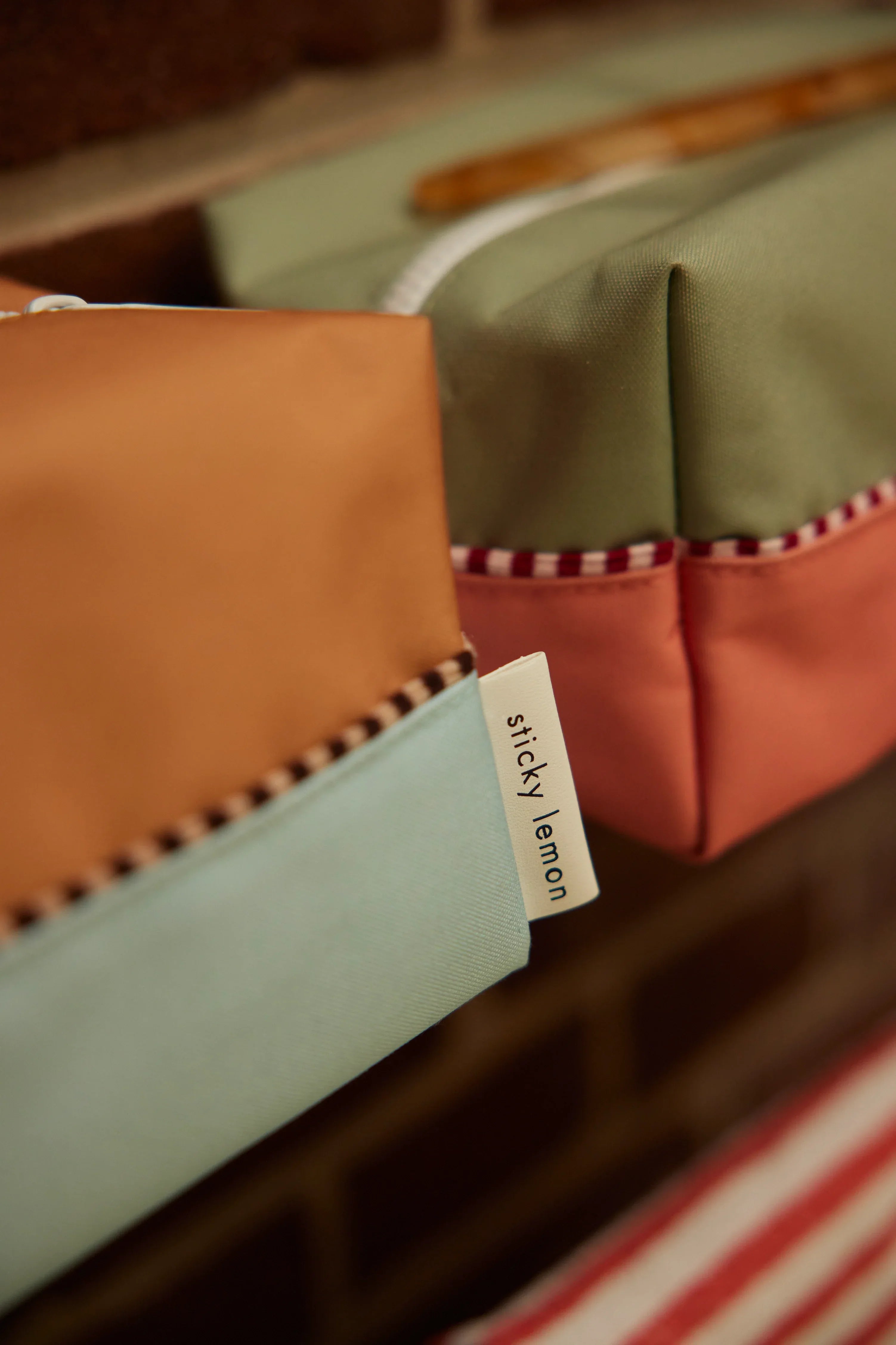 Toiletry Bag Wonders Colourblocking Jane Beige Zissou Blue - Sticky Lemon