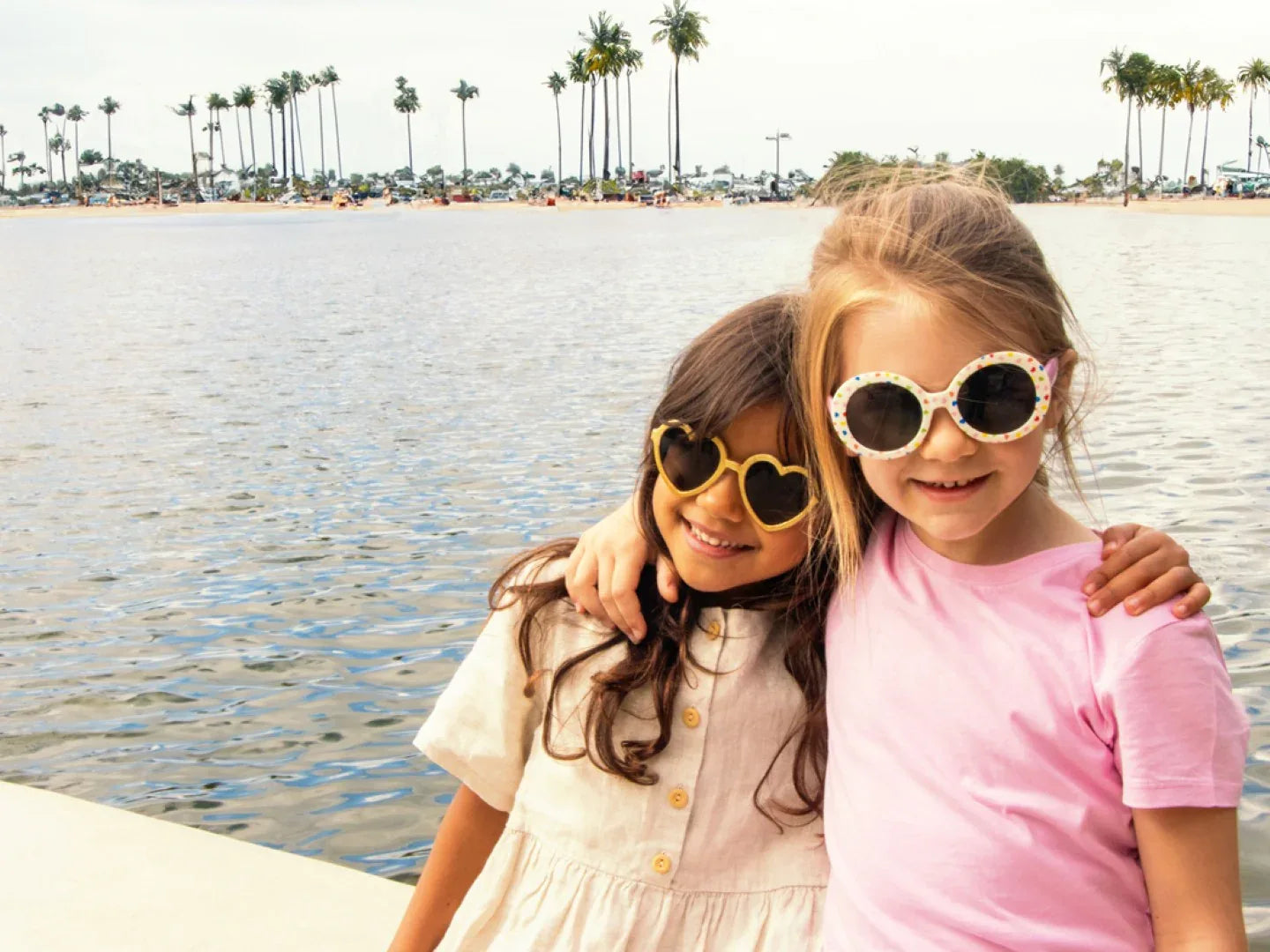 Rainbow Hearts Sunglasses - KDkes