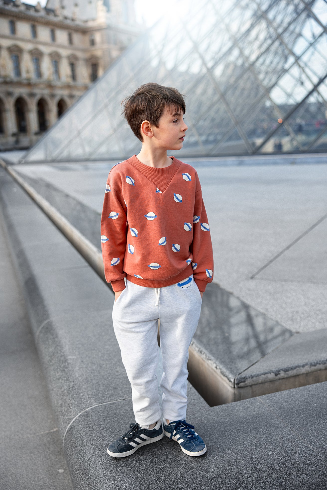 Sweatshirt Rib Neck Saturn Print Macaron