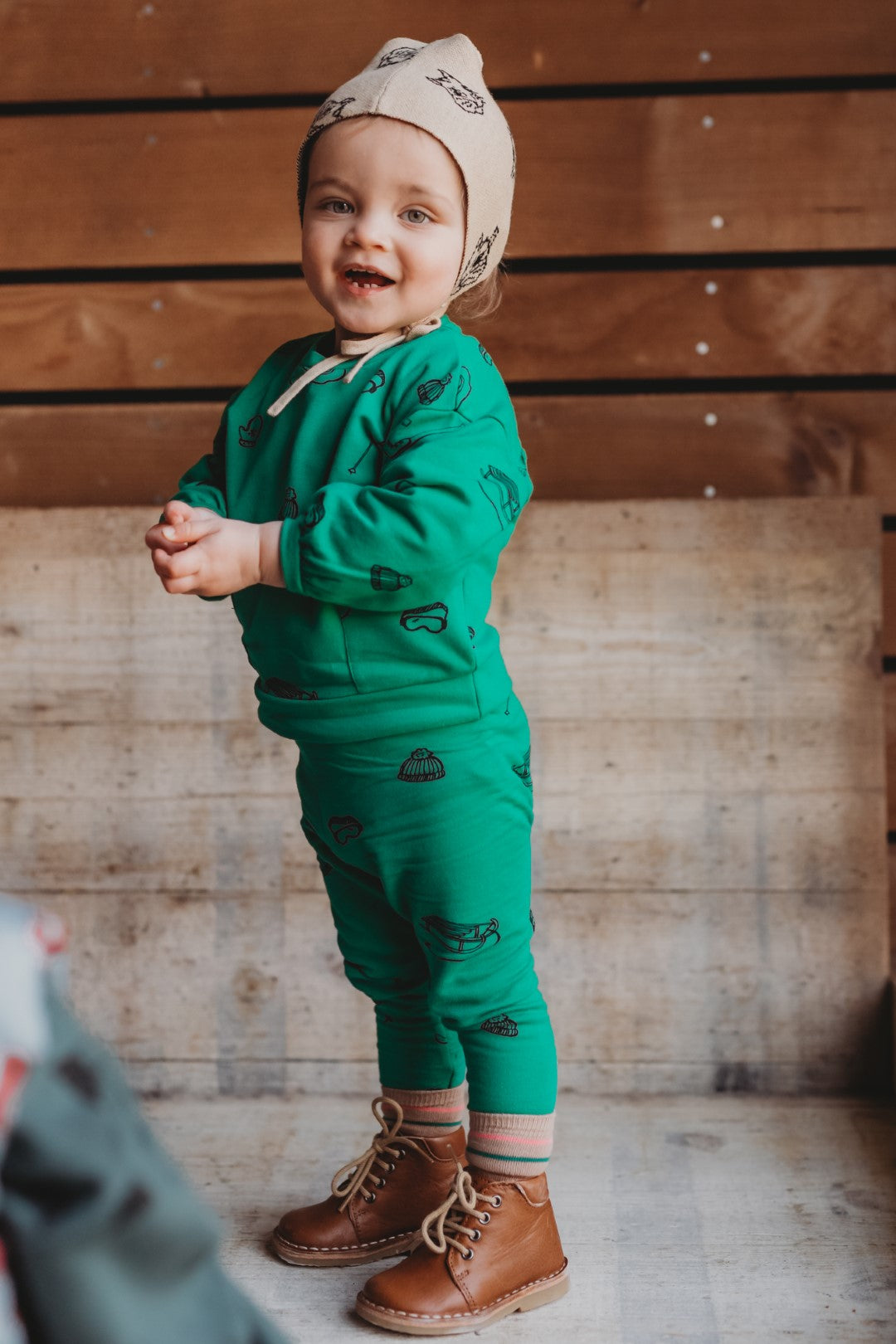 Sweatshirt Loose Ski Print Fern Green