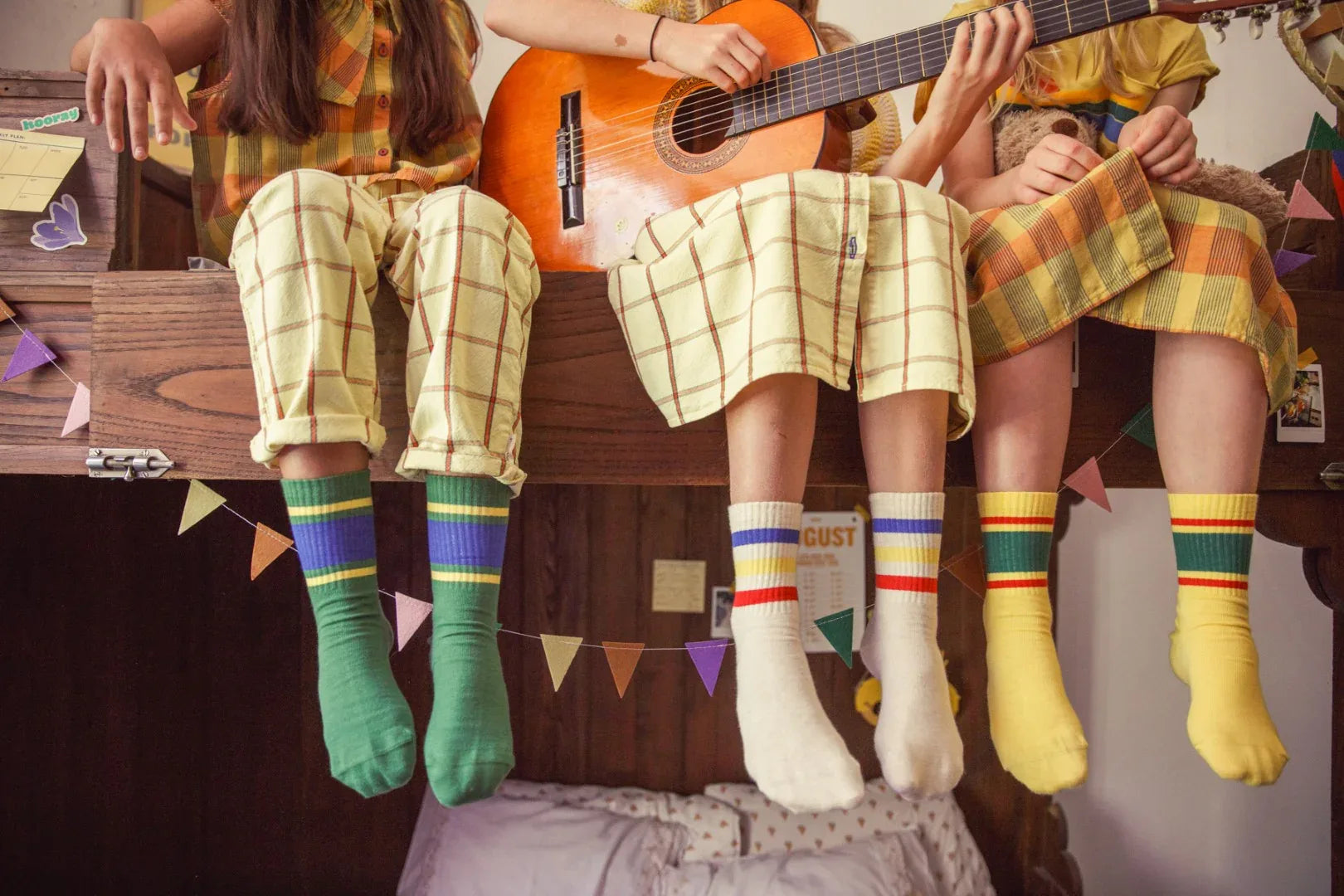 Socks Green With Blue and Yellow Stripes - Piupiuchick