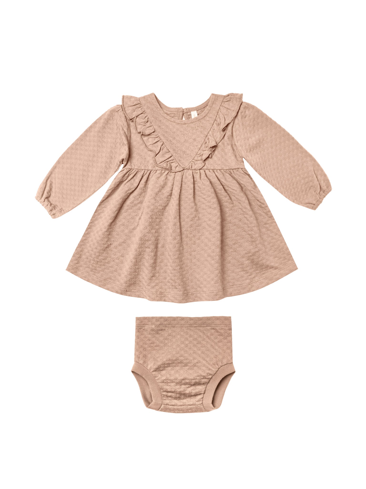Longsleeve Ruffle V Dress Blush van Quincy Mae