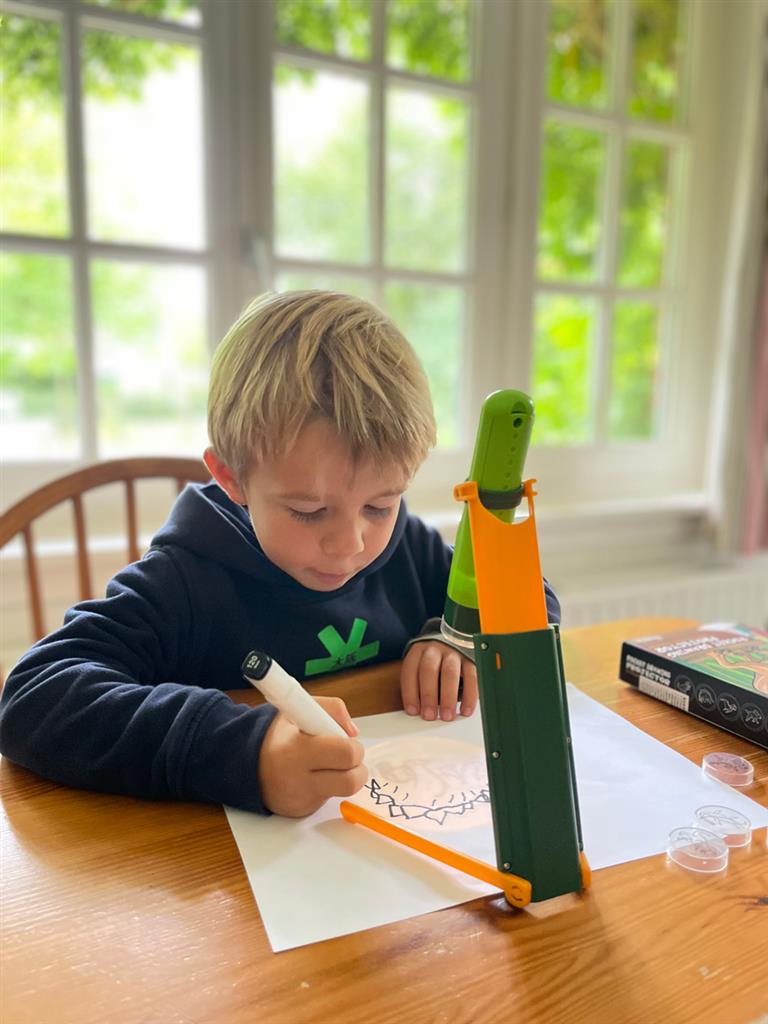 Pocket Drawing Projector