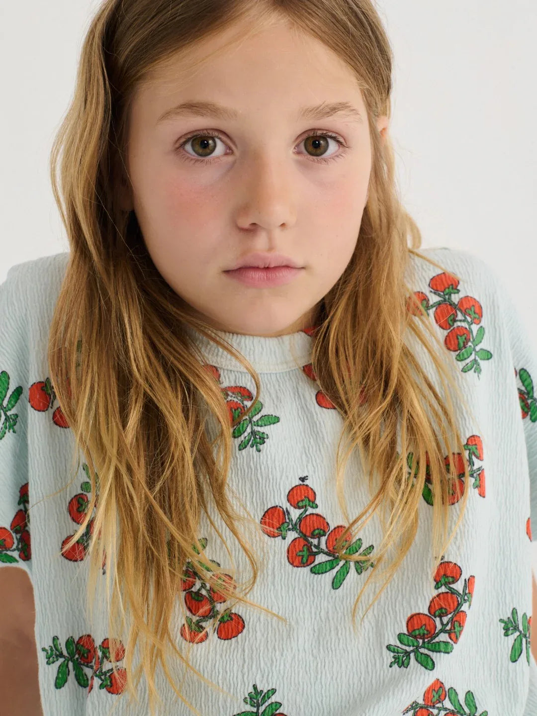 Juicy Tomatoes All Over Cropped T-shirt - Bobo Choses