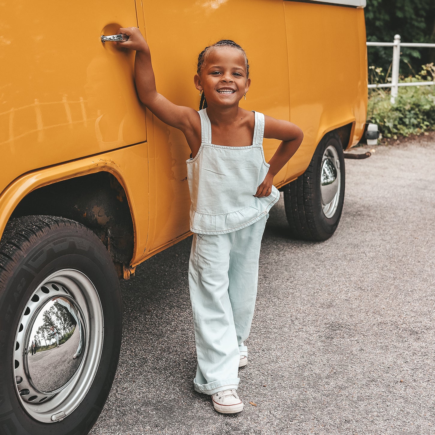 Chambray Ruffle Singlet Sunlit Blue
