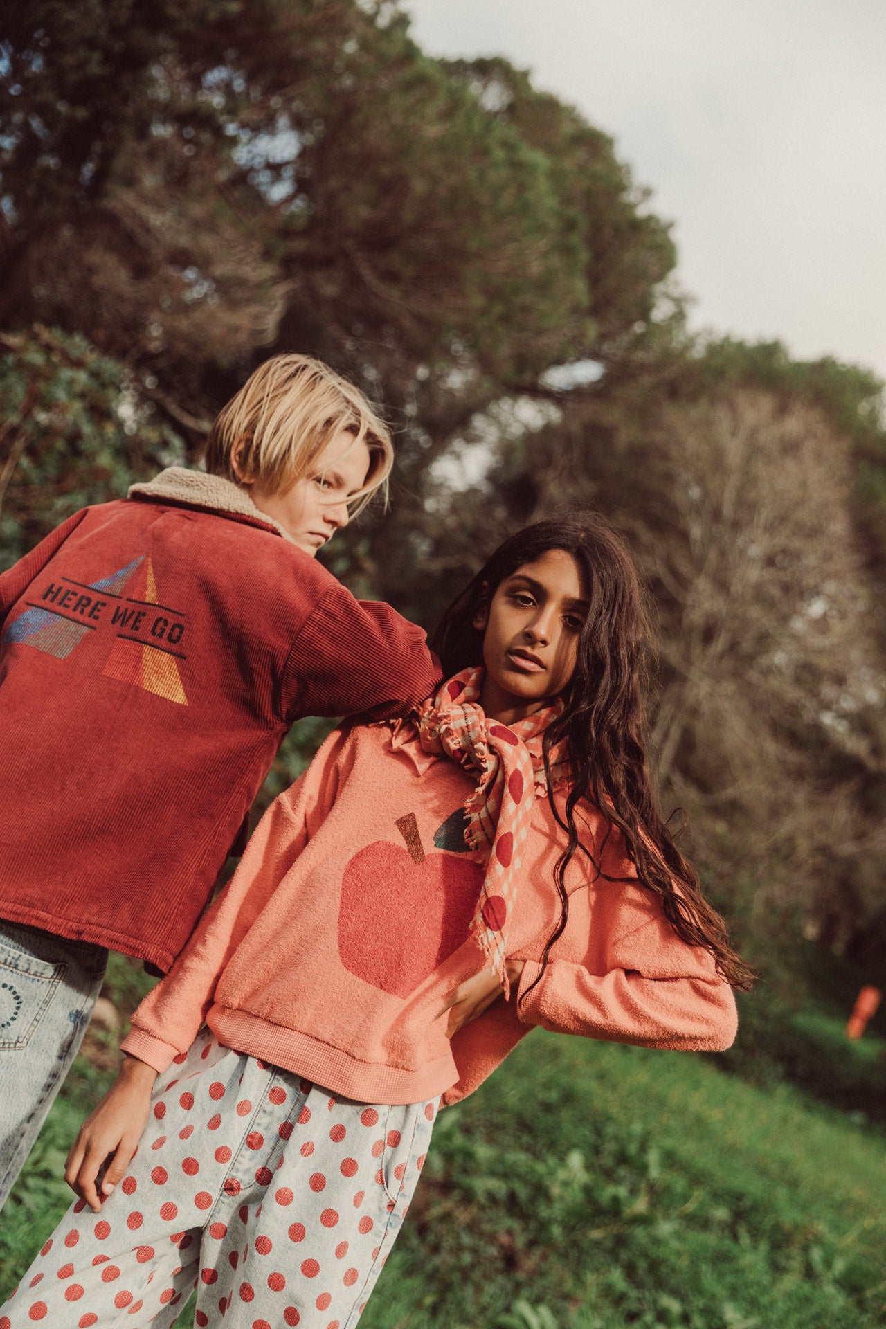 Sweatshirt With Collar Pink With Apple Print