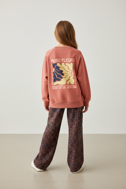 Sweatshirt Cherise Canyon Rose – rugfoto meisje