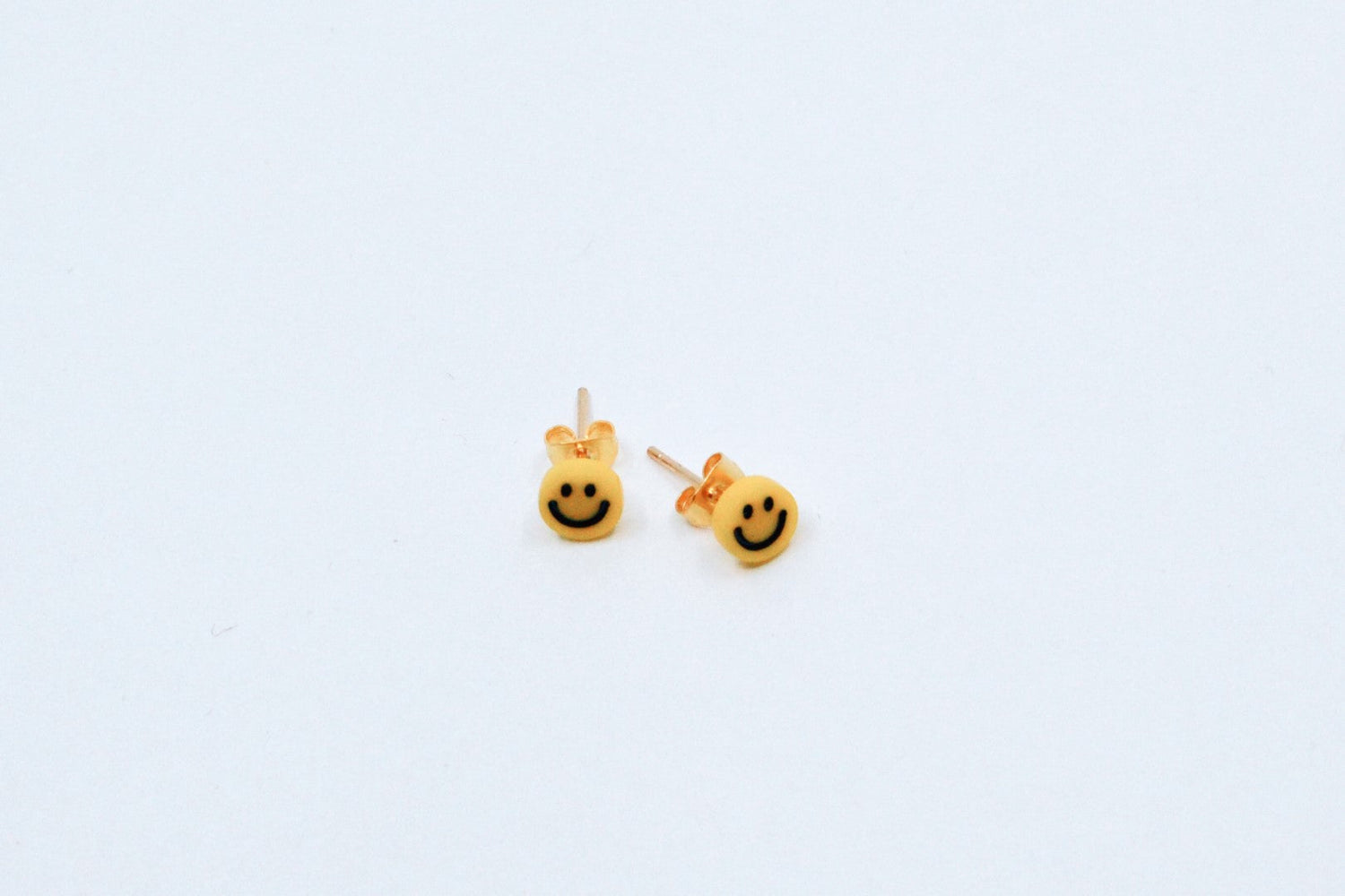 Imruby | Smiley Stud Earrings Pepper